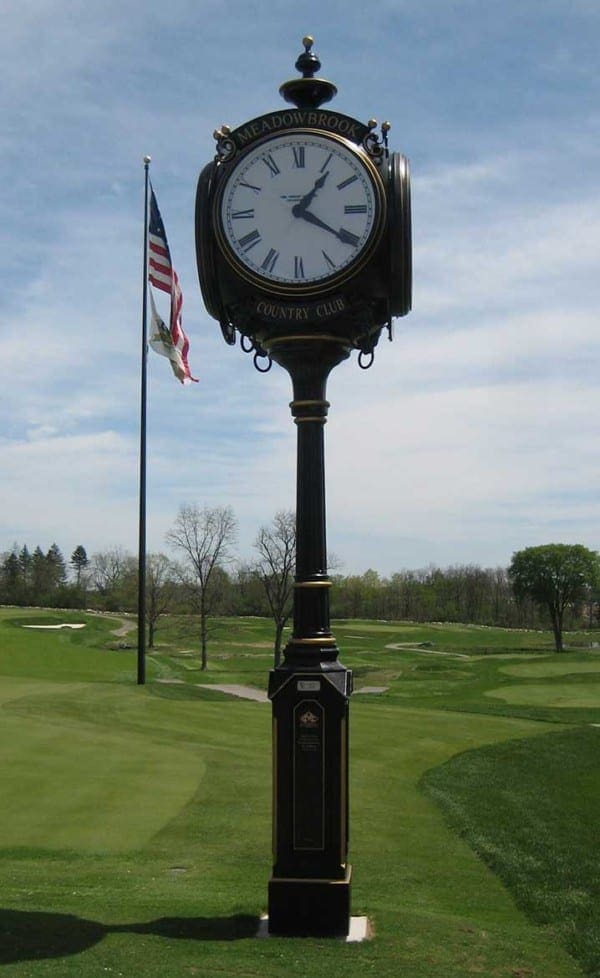 Golf Clock Images | The Verdin Company